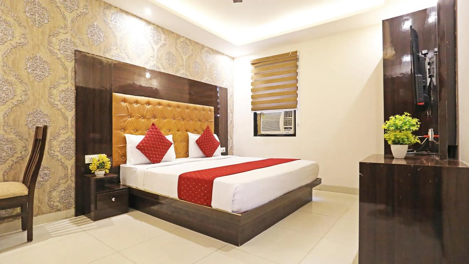 ***  Hotel Iconic Igi Delhi International Airport New Delhi India